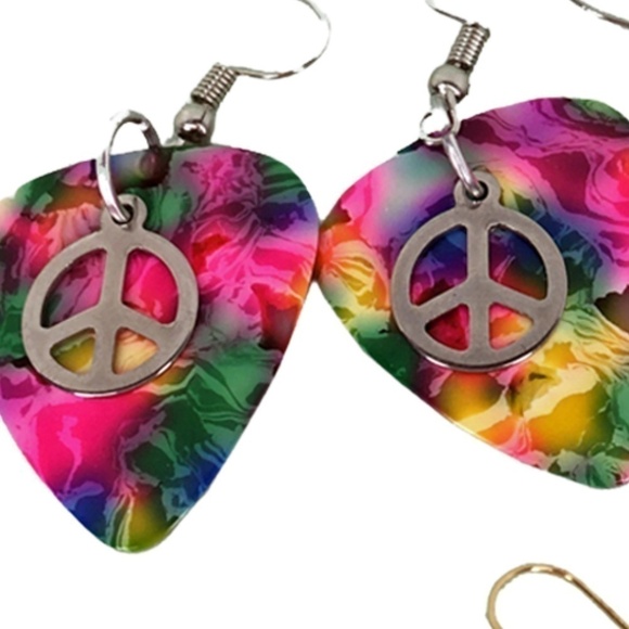 2 PR Earrings Hand Crafted Recycled Guitar Picks Rainbows & Hippie Peace Symbols - Picture 3 of 6